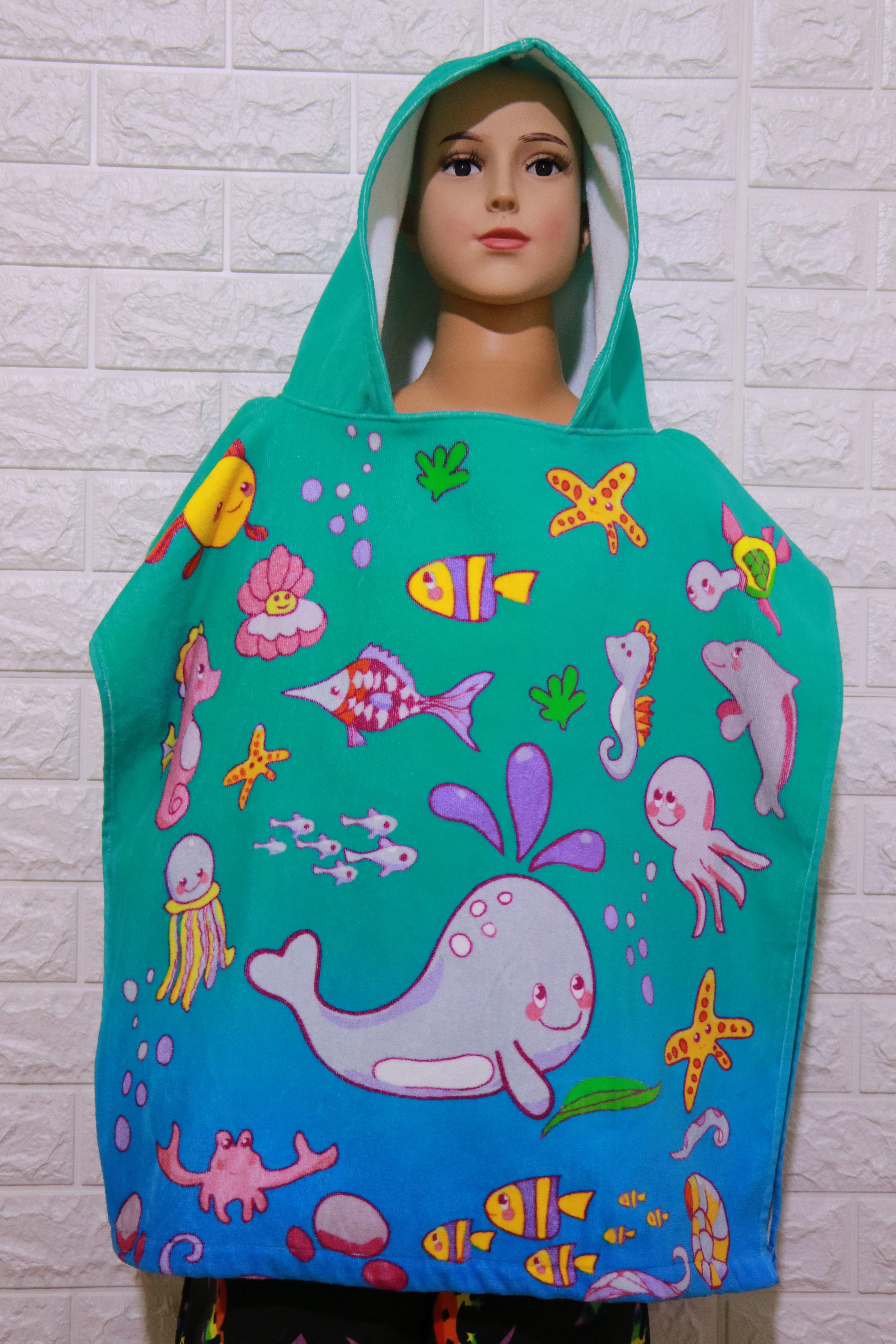 Poncho printed Children bathrobe 1